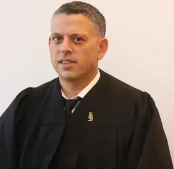 עורך דין פלילי תומר אשש